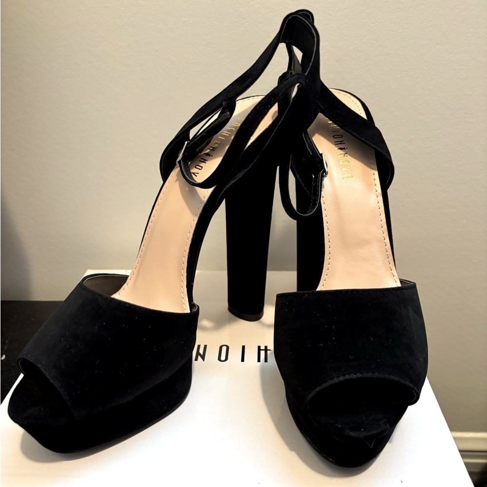 New Black Suede Fashion Nova Heels